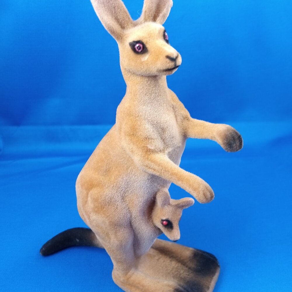 Vintage flocked plastic Kangaroo & Joey figure 7'' SC China